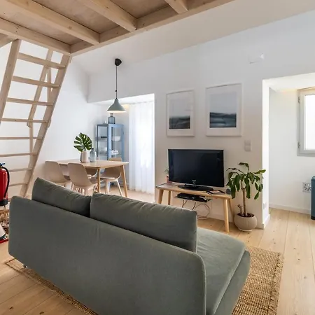 Carol House Nazare